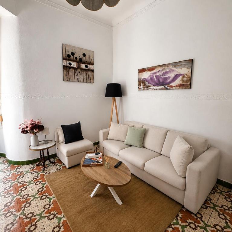 Boho Luxury Flat By La Gobernanta - Three-Bedroom Apartment - 8