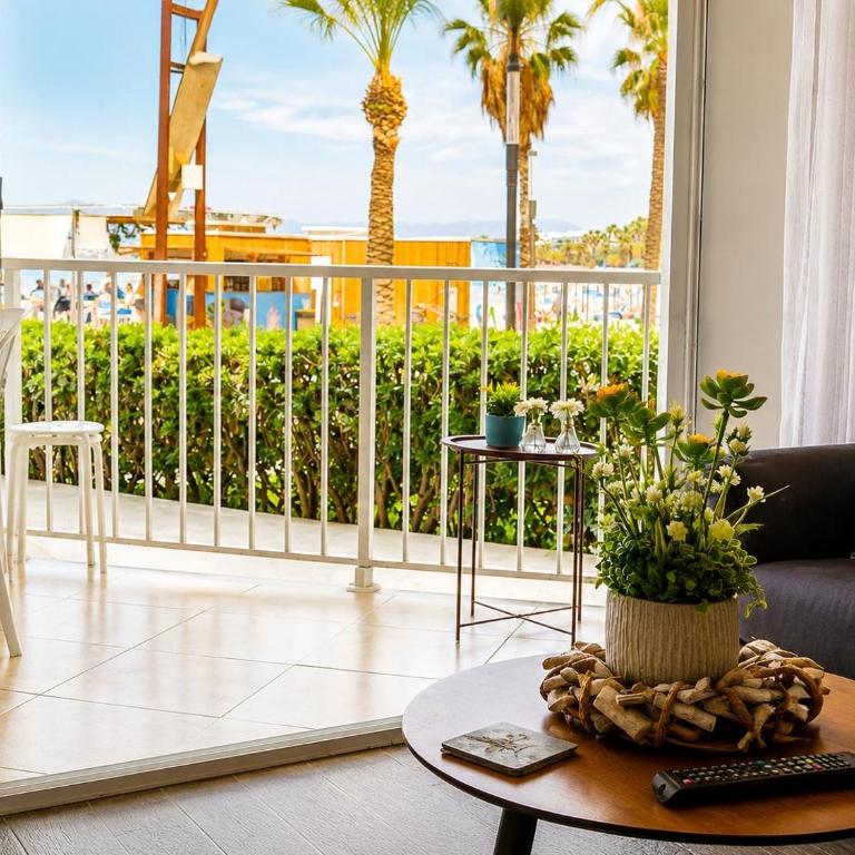 Bello Horizonte Frontbeach - Apartamento - 3