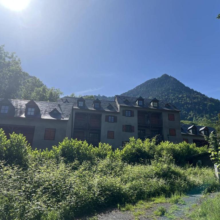 Appart famille 4 pers. Piscine chauffée Cauterets - FR-1-812-59 - Apartment - 11
