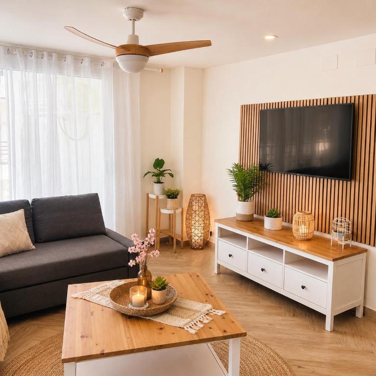 Beachfront Salou apartment with sea view - Apartamento de 3 dormitorios - 11