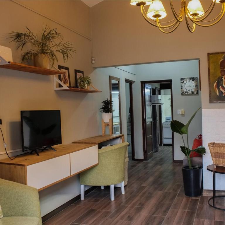 Departamento, Excelente ubicación y comodidad - Two-Bedroom Apartment - 1