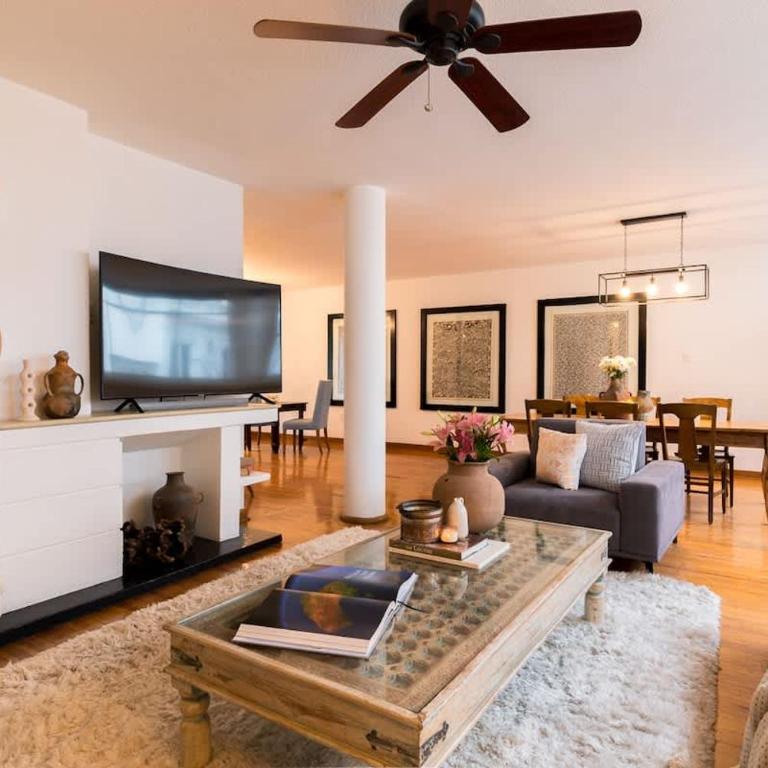 Location- Design & Comfort Fully equipped - One-Bedroom Apartment - 1