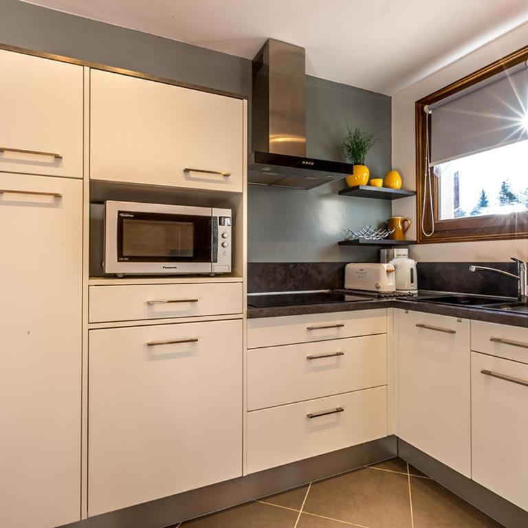 Appartement 2 chambres centre village proche pistes avec Wifi - FR-1-437-60 - Apartment (5 Adults) - 11
