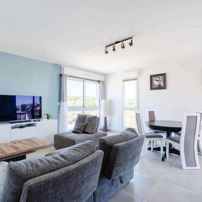 Appartement T3 Climatisé avec WIFI, Balcon et Parking à 300m de la Plage - Narbonne Plage - FR-1-409-255 - Apartment - 3