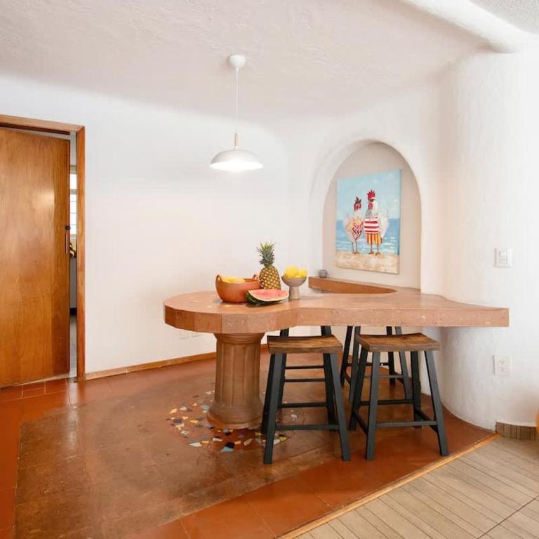 Newly Renovated 4BR in the Heart of Condesa - One-Bedroom Apartment - 23