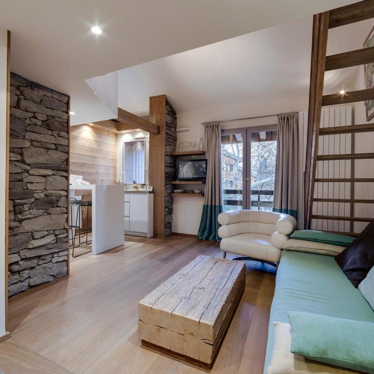 Appartement Duplex Rénové: 3 Pièces, 40m², Parking, Proche Centre Val d'Isère - FR-1-567-96 - Apartment - 11