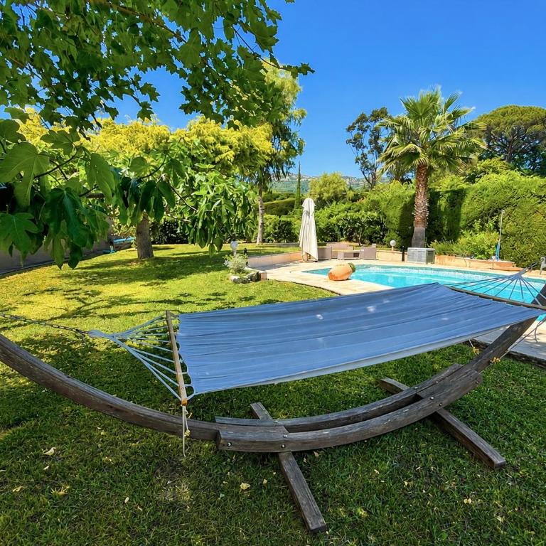 Les Jarres Bleues - Haut de Villa Jardin & Piscine privée - Villa avec Piscine Privée - 5