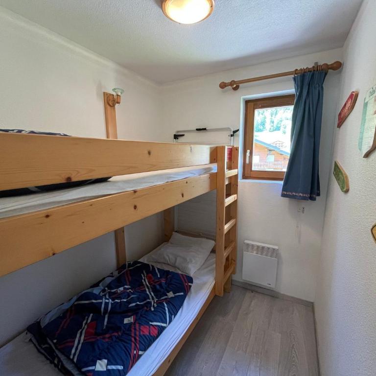 Appartement cosy 2 chambres avec balcon sud/est, parking, garage - 6 personnes - FR-1-198-140 - Apartment (6 Adults) - 11