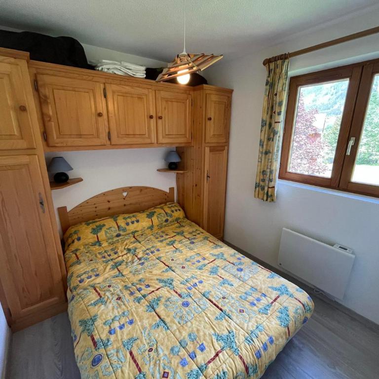 Appartement cosy 2 chambres avec balcon sud/est, parking, garage - 6 personnes - FR-1-198-140 - Apartment (6 Adults) - 13