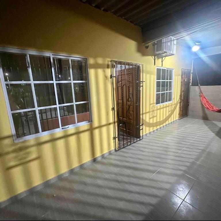Hostal el viajero cómodo con aire acondicionado - Two-Bedroom Apartment - 2