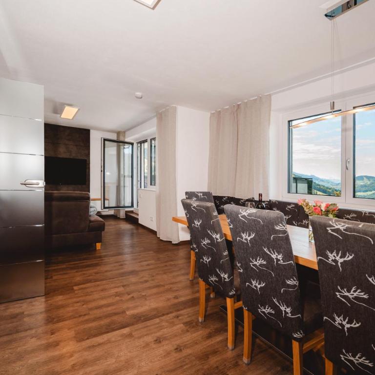 Gern Mountain Living Ferienhaus Deutschmann - Apartment mit Terrasse - 15