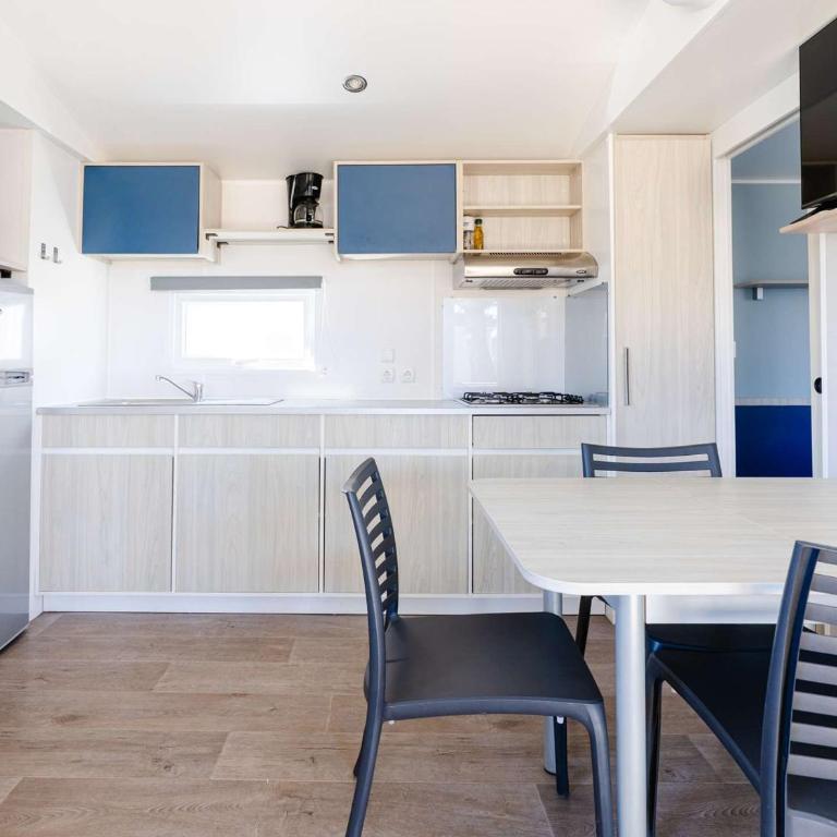 Mobil-home confort à 450 m de la mer, 6 pers - FR-1-409-291 - Apartment - 8