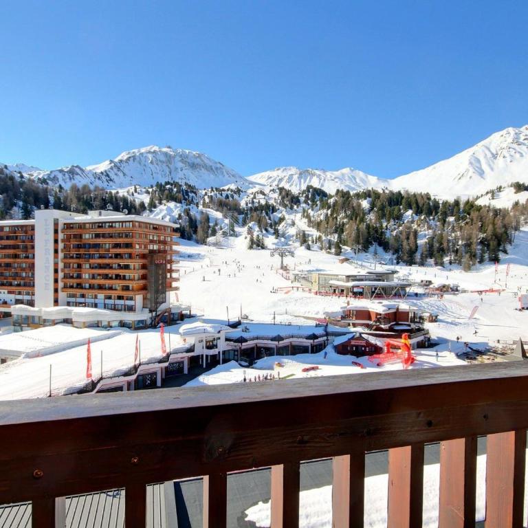 Appartement rénové 64m², 6 pers, balcon, accès Wi-Fi, pistes - Appartement 1 Chambre - 10