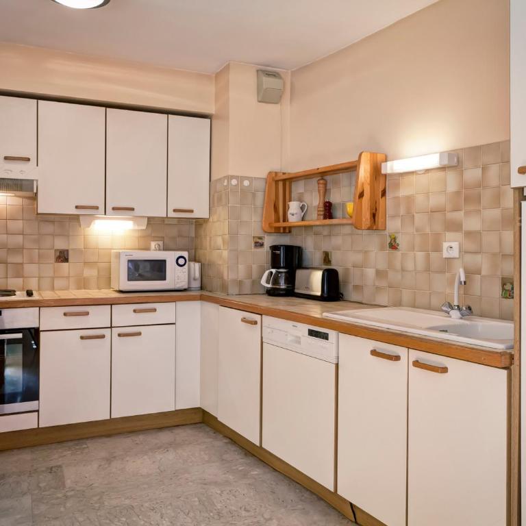 Appartement 2* avec 1 chambre, balcon, animaux admis, parking - Appartement 1 Chambre - 6