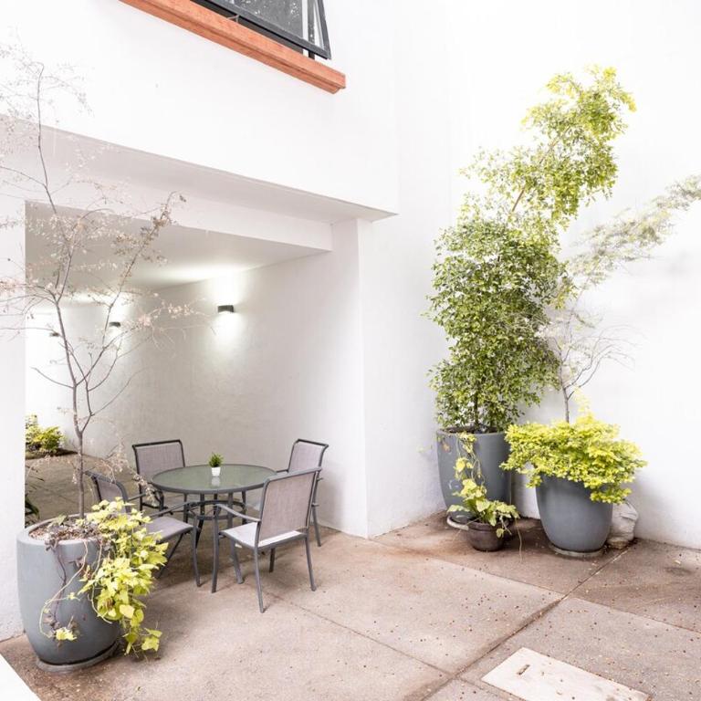 Hermoso, Equipado, Area de Trabajo, Colonia Americana - Three-Bedroom Apartment - 4