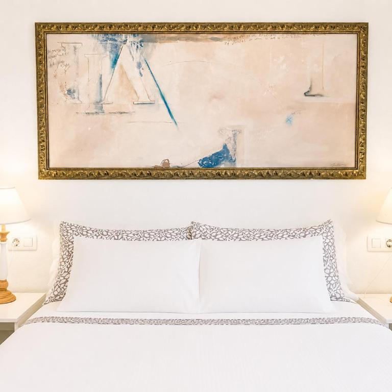 Seaside Apartment Retreat - Two-Bedroom Apartment - 7