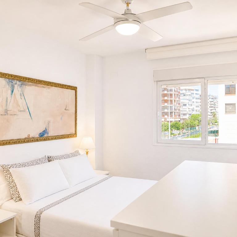 Seaside Apartment Retreat - Two-Bedroom Apartment - 12