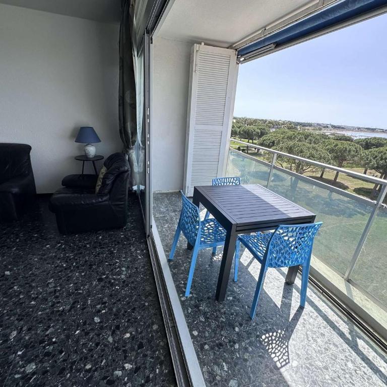 Appartement face mer climatisé avec parking au Grau-du-Roi - FR-1-731-141 - Appartement - 5