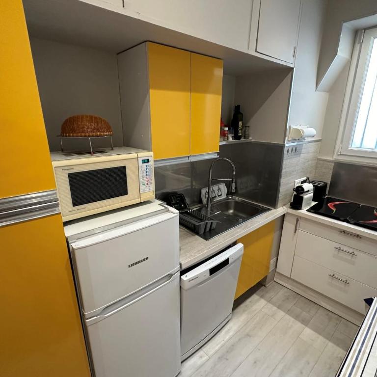 Spacious family nest facing the sea - Appartement - 10