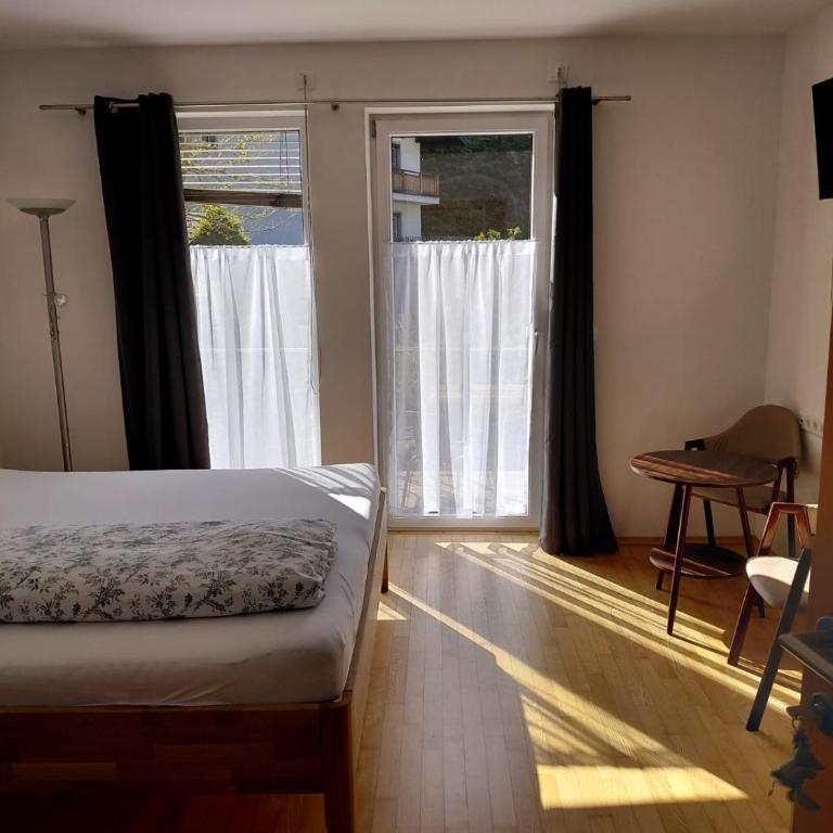 Gästehaus Eisenerz - Chambre Familiale avec Balcon - 3