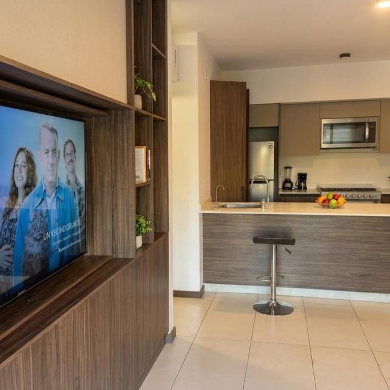 Precioso Loft frente Midtown con Parking y Seguridad - Apartamento de 2 dormitorios - 9