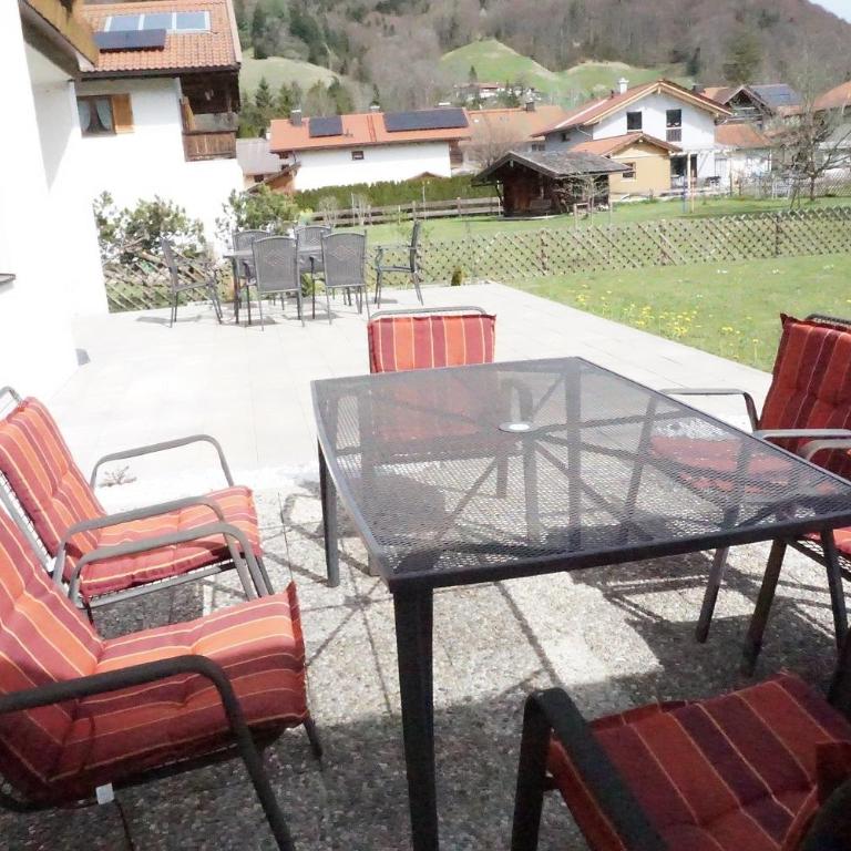 Haus Alpenblick inkl. Chiemgaukarte - Apartment mit Terrasse - 3