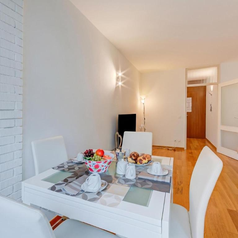 Locarno Place - Appartamento con Balcone - 2