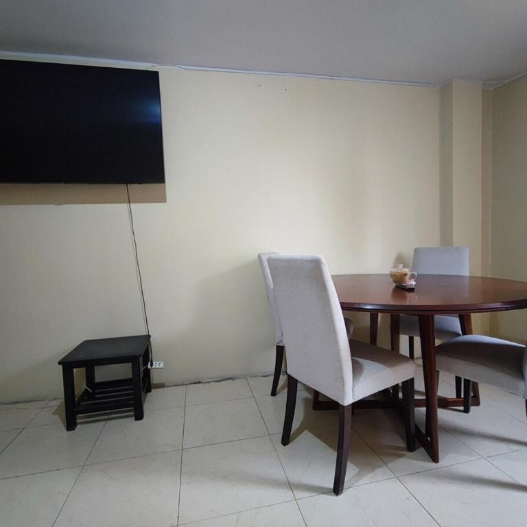 Departamento independiente cerca del aeropuerto - Apartamento de 1 dormitorio - 10