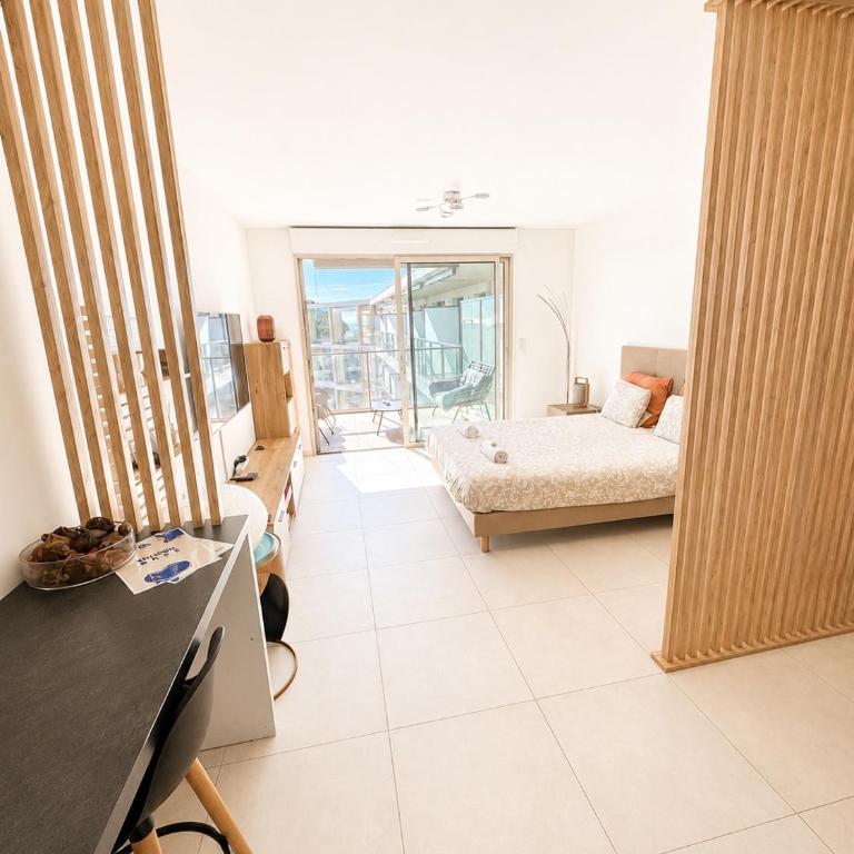 Studio en bord de mer avec piscine sur le toit - Appartement 1 Chambre - 2