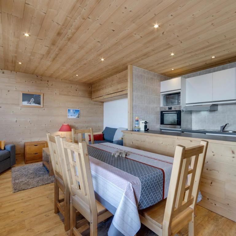 Appartement rénové 2 pièces, proche pistes, balcon - FR-1-502-575 - Apartment - 12