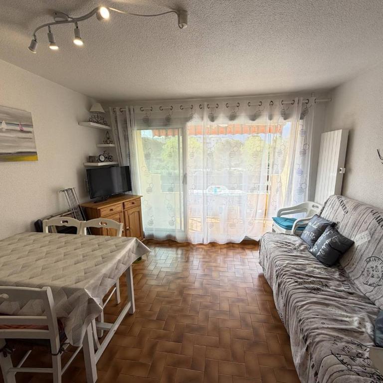 Appartement T2 avec piscine, parking privé, proche plage - 4 couchages - Argelès-sur-Mer - FR-1-388-8 - Appartement (4 Adultes) - 5