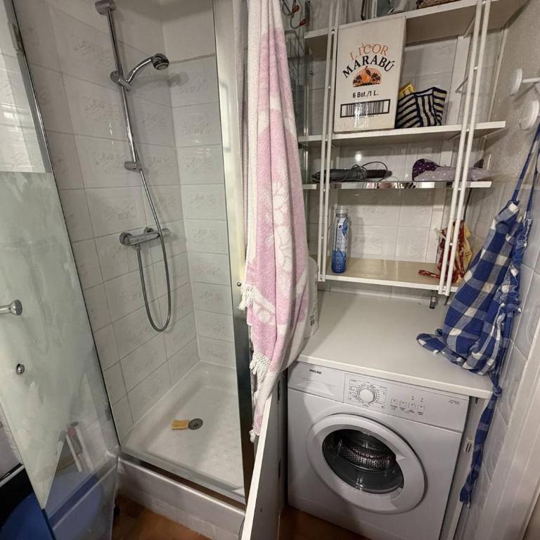 Appartement T2 avec piscine, parking privé, proche plage - 4 couchages - Argelès-sur-Mer - FR-1-388-8 - Appartement (4 Adultes) - 9