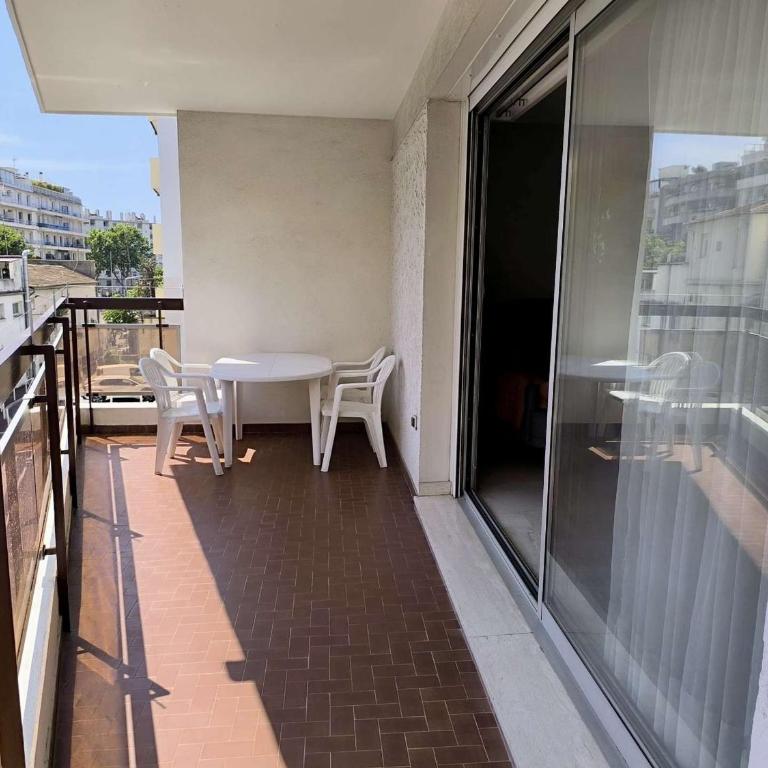 Appartement 2P avec terrasses, parking privé, à 100m des plages - Juan-les-Pins - FR-1-252-196 - Apartment - 24