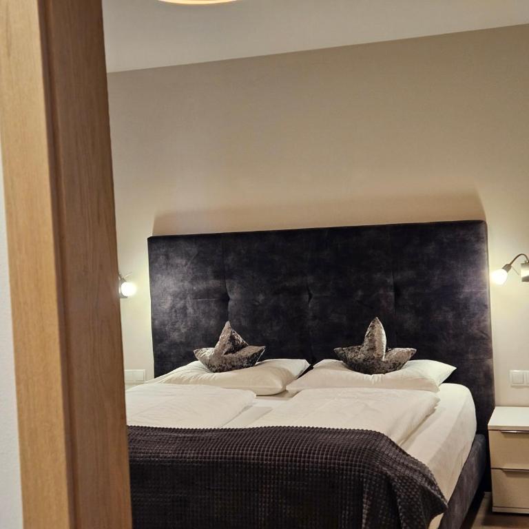 Apartment Hotel Christine - Two-Bedroom Apartment - 18