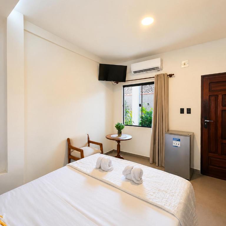 Sarao - Double Room with Private Bathroom - 14