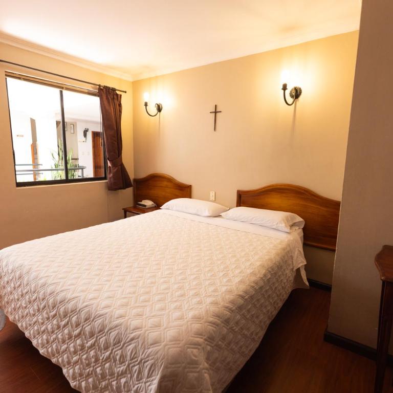 Hotel & Suites El Quijote - Habitación Doble Económica - 2