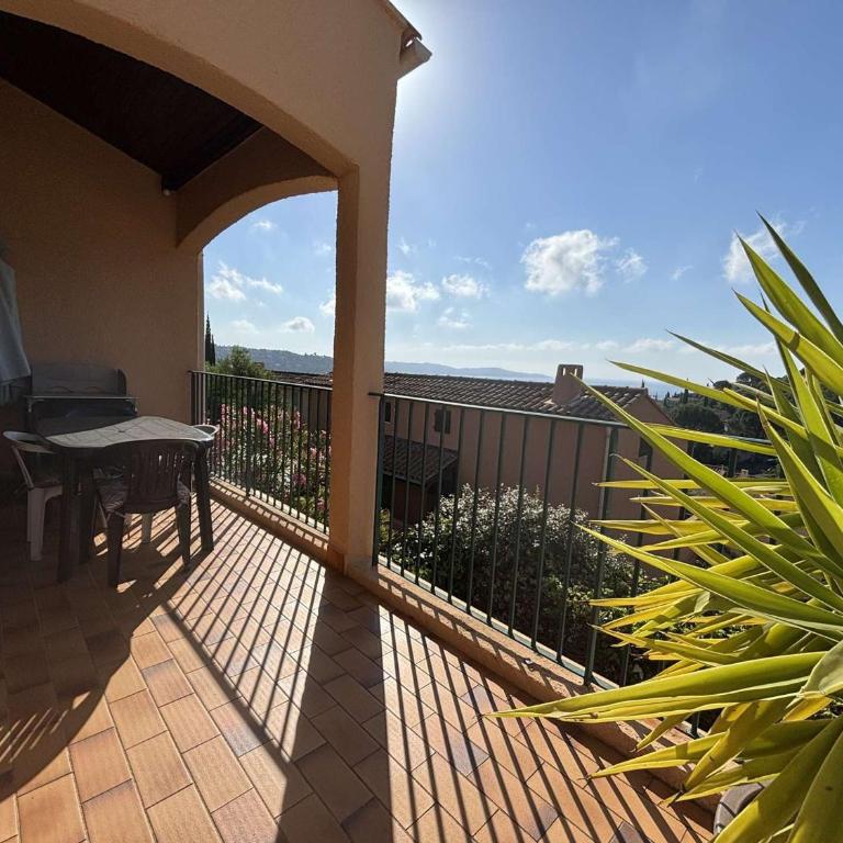 Appartement 2 Pièces avec Mezzanine et Parking à Cavalaire - FR-1-226B-251 - Appartement - 6