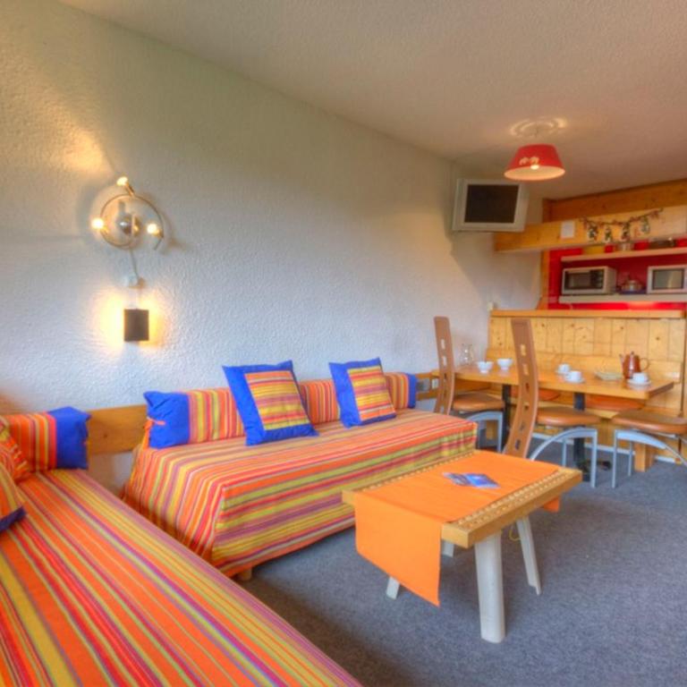 Appartement confortable au centre, balcon, WiFi gratuit - FR-1-346-541 - Apartment - 9