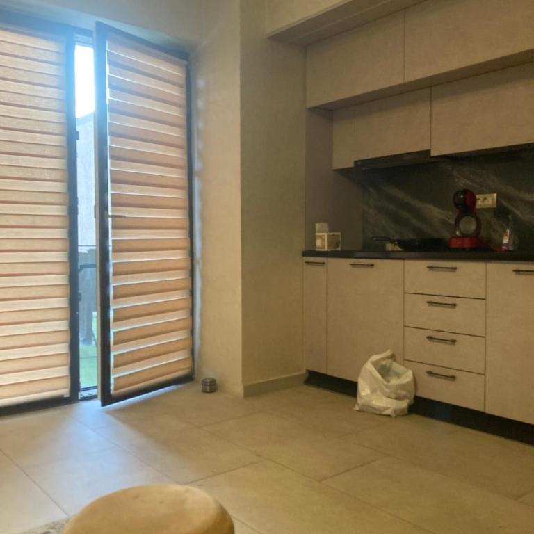 Trohz Home - One-Bedroom House - 1
