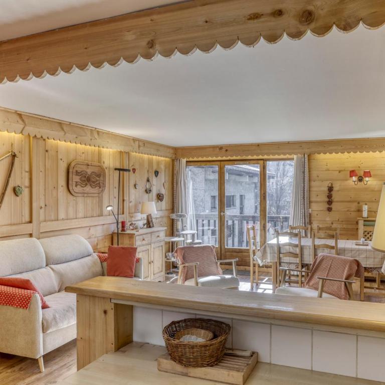 Appartement à Megève, 3 chambres, proche centre, piscine, tennis, cheminée, parking, classé 3 étoiles - FR-1-453-139 - Appartement (6 Adultes) - 11