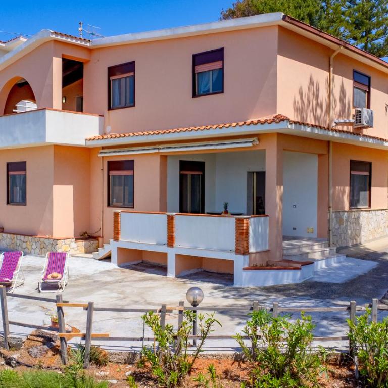 Villa Diana by Biddizzi Rari - Accesso diretto alla spiaggia, vista mare - Three-Bedroom Apartment with Ocean View - 12