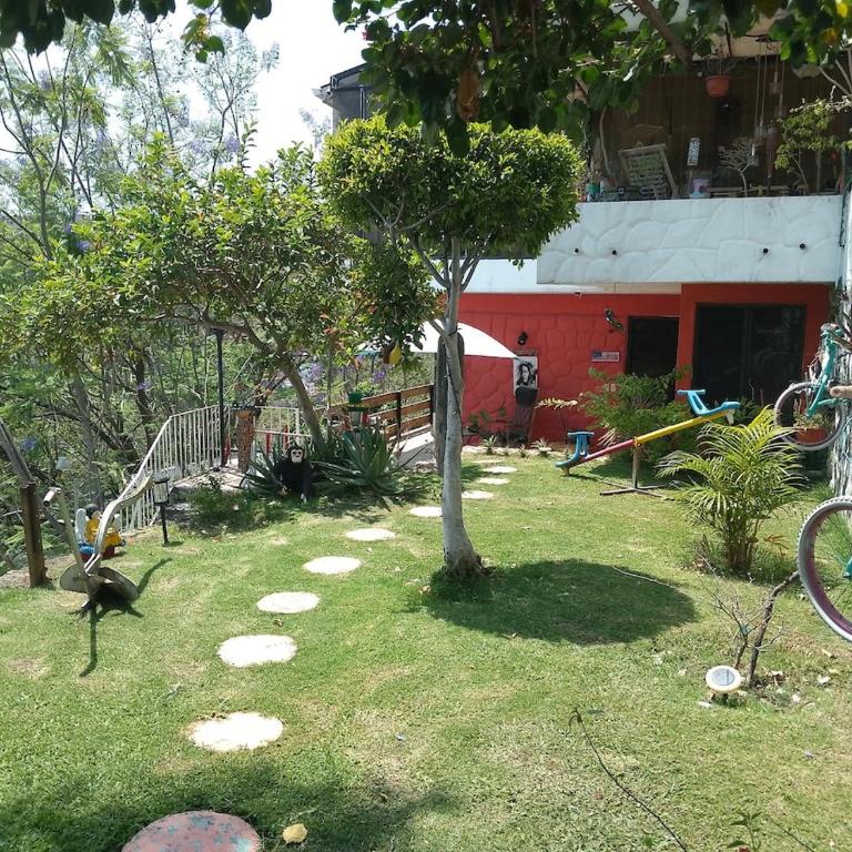 The Aviator's Shelter in Cuerna - Two-Bedroom House - 73
