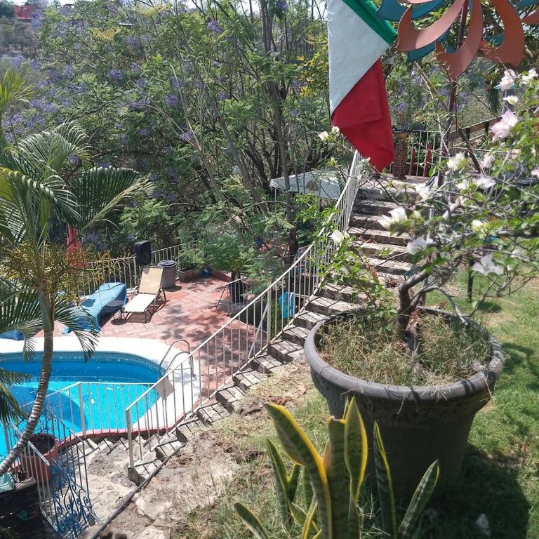 The Aviator's Shelter in Cuerna - Two-Bedroom House - 74