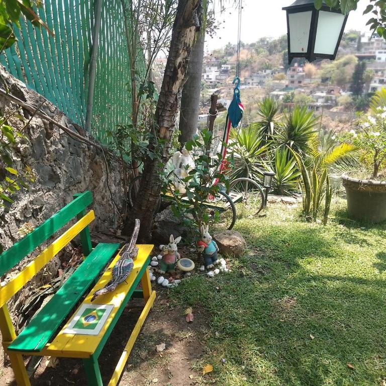 The Aviator's Shelter in Cuerna - Two-Bedroom House - 85