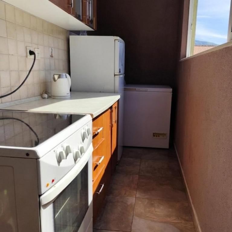 B&V Comfort Apartment Free Parking & Sea View - Two-Bedroom Apartment - 8