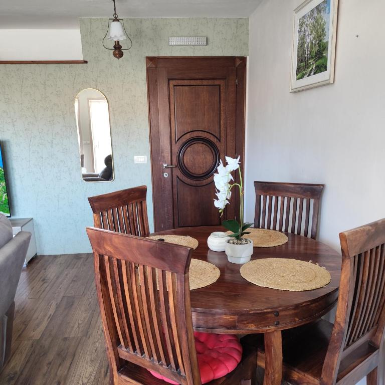 B&V Comfort Apartment Free Parking & Sea View - Two-Bedroom Apartment - 6
