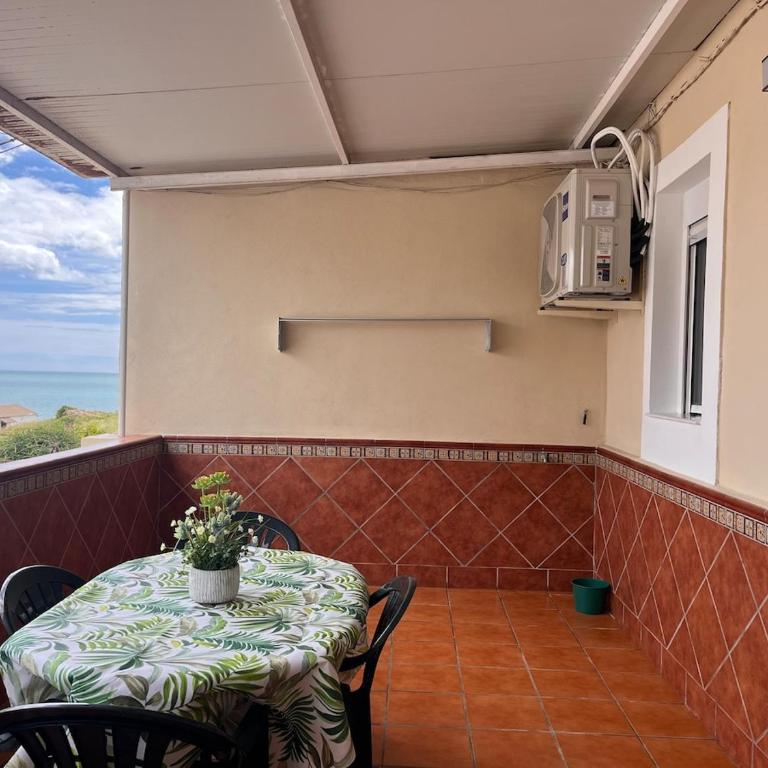 La Araña Beach Escape - Two-Bedroom House - 39