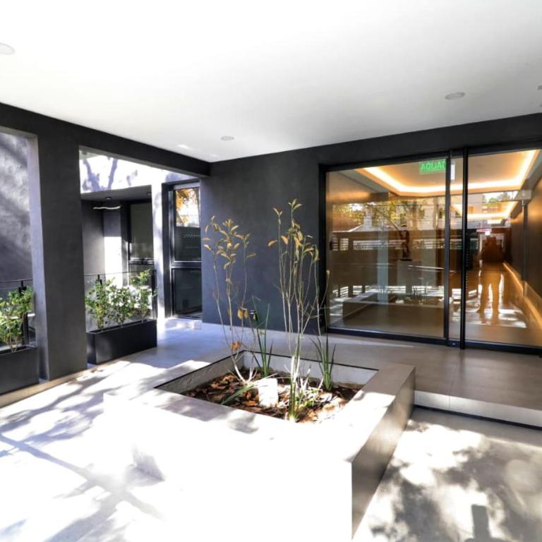 Depto Nuevo Elegante y Moderno p 6 u 8 Personas con Cochera Excelente Ubicacion - Apartamento de 2 dormitorios - 8