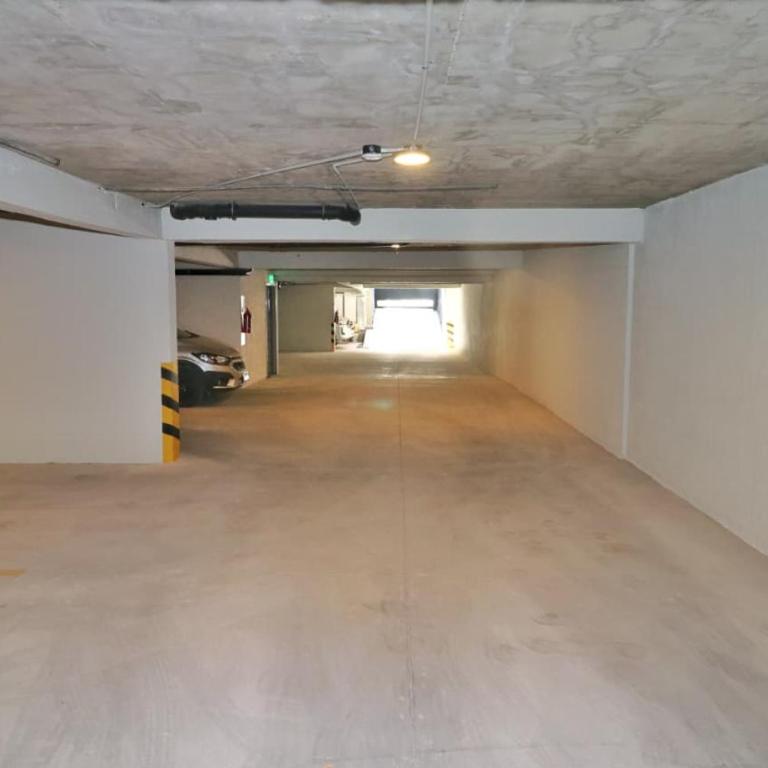 Depto Nuevo Elegante y Moderno p 6 u 8 Personas con Cochera Excelente Ubicacion - Apartamento de 2 dormitorios - 30
