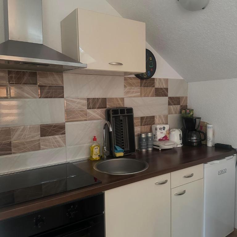 Apartmani Ksenija - One-Bedroom Apartment - 10